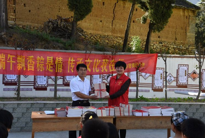 端午飘香粽是情，传承文化我在行