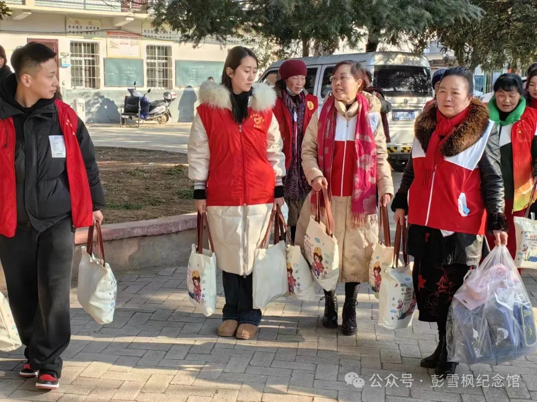 关爱留守儿童，我们在行动